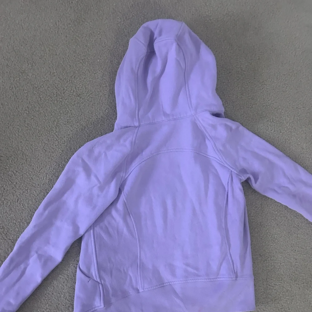 Purple Lululemon full zip scuba - size 4 - Picture 2 of 4